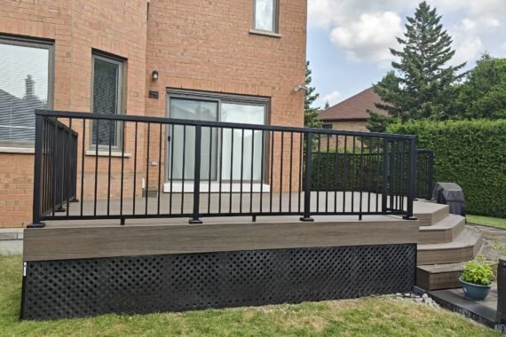 Trex Composite Deck with Aluminum Picket Railing in Brampton